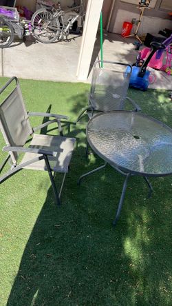 Patio Table Set !