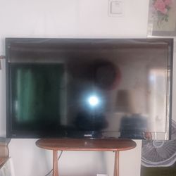 44 inch Sanyo Flat Screen TV