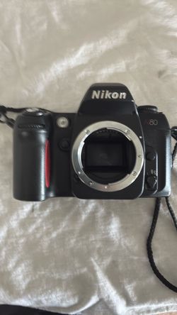 Nikon N80 35mm Film SLR Camera Body