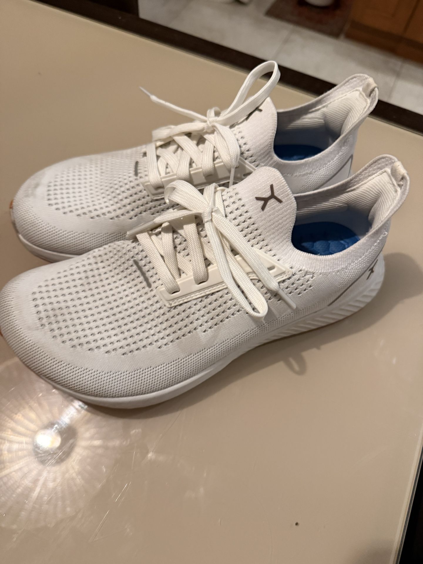 Flux sneakers (men’s & Women’s)