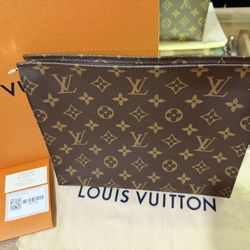 Louis Vuitton Toiletry Pouch 26