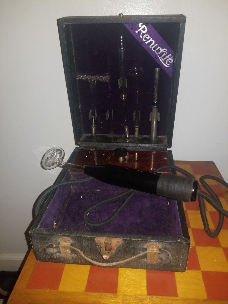 UV Light Therapy Aesthetician Box