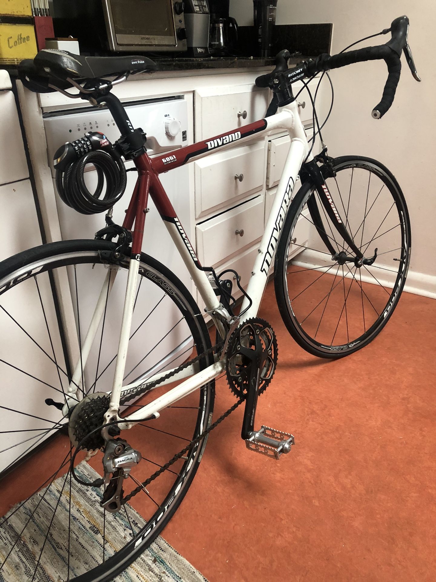 Novara Divano 27 Speed Road Bike - 55cm