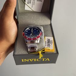 Brand new mens invicta watch (red and blue)