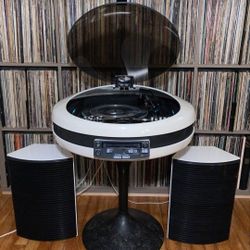 Weltron Stereo System