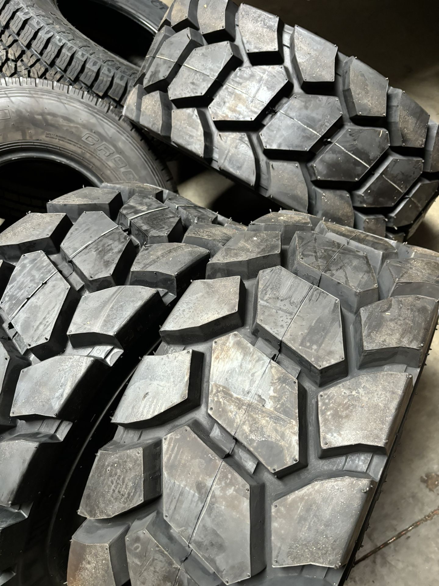 4 Bobcat Tires 12x16.5 $1150