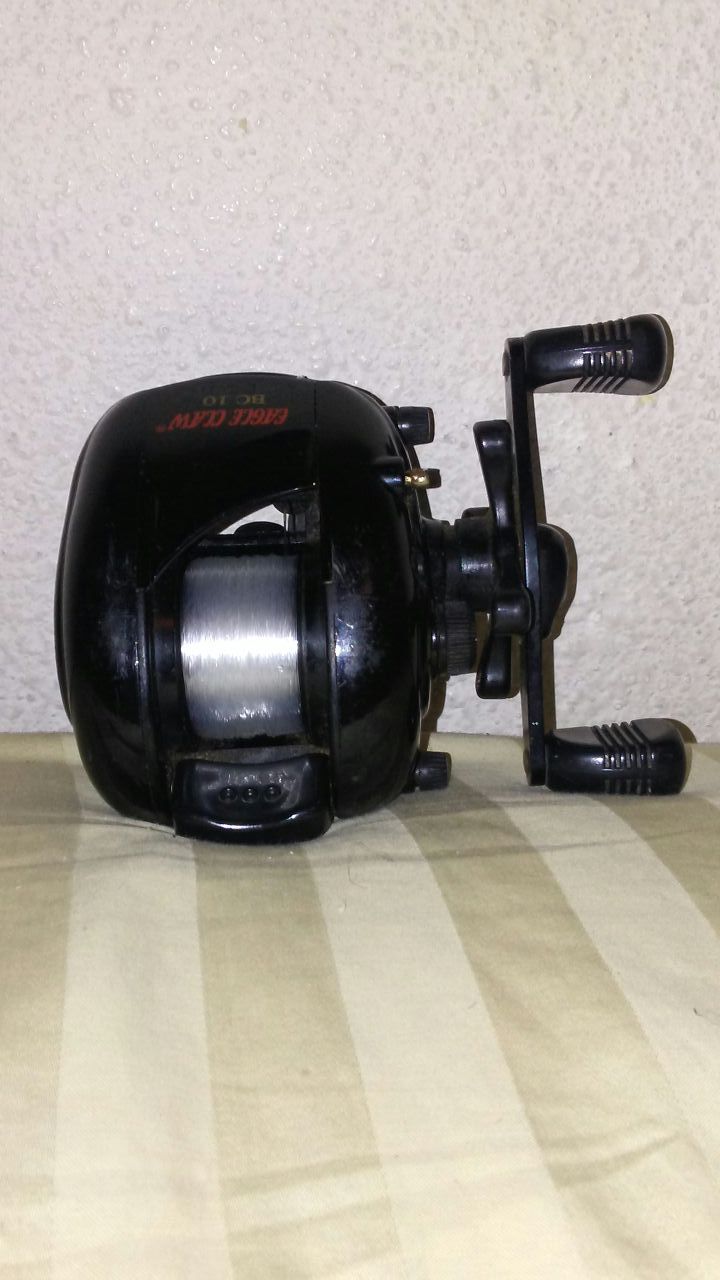 Eagle Claw bait caster BC 10 for Sale in Houston, TX - OfferUp
