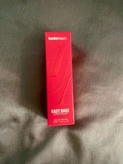 Huda beauty easy bake intense eau de parfum