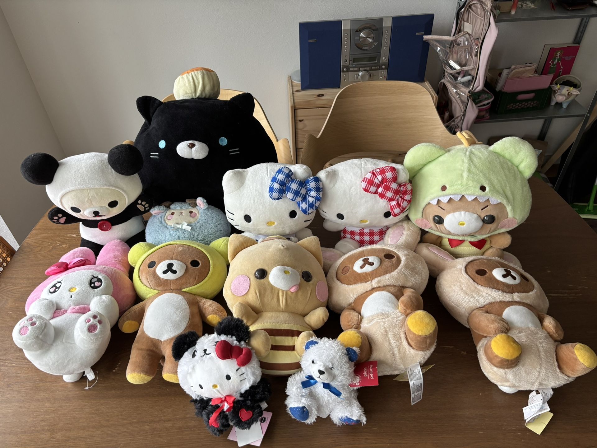 Plushies/ Cute Toys