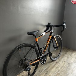 Medium Giant Defy Advanced Pro