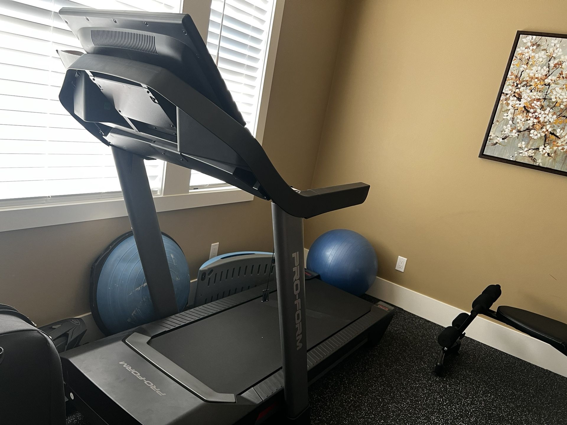 Basically Brand New! Barely Used Bluetooth Treadmill