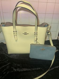 Small Molly Tote With Matching Wristlet 