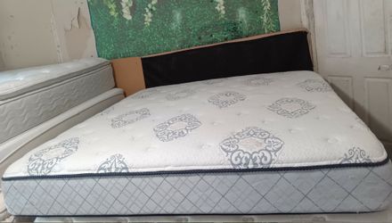 King Size Mattress (Colchón King Size)