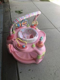 Children’s bassinet and play chair