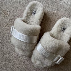 UGG fuzzy off white slippers