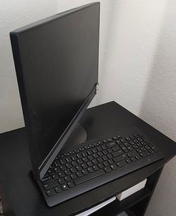 LENOVO  DESKTOP