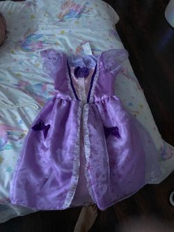 costume size 4-6