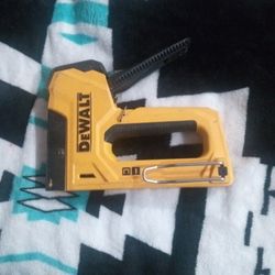 DeWalt 2 In 1 Manual Staple Gun