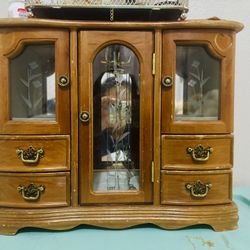 Vintage Jewelry Box
