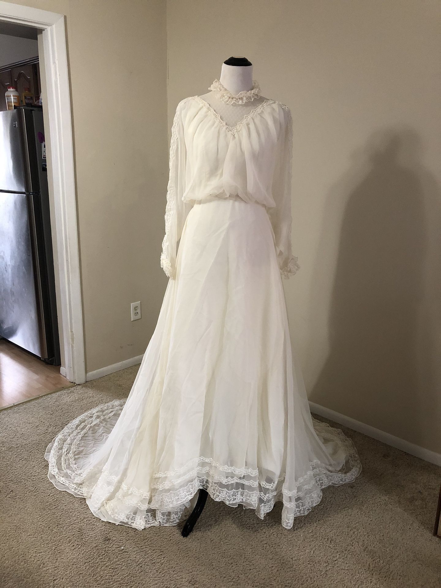 Vintage Wedding Dress