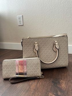Michael Kors Purse Set