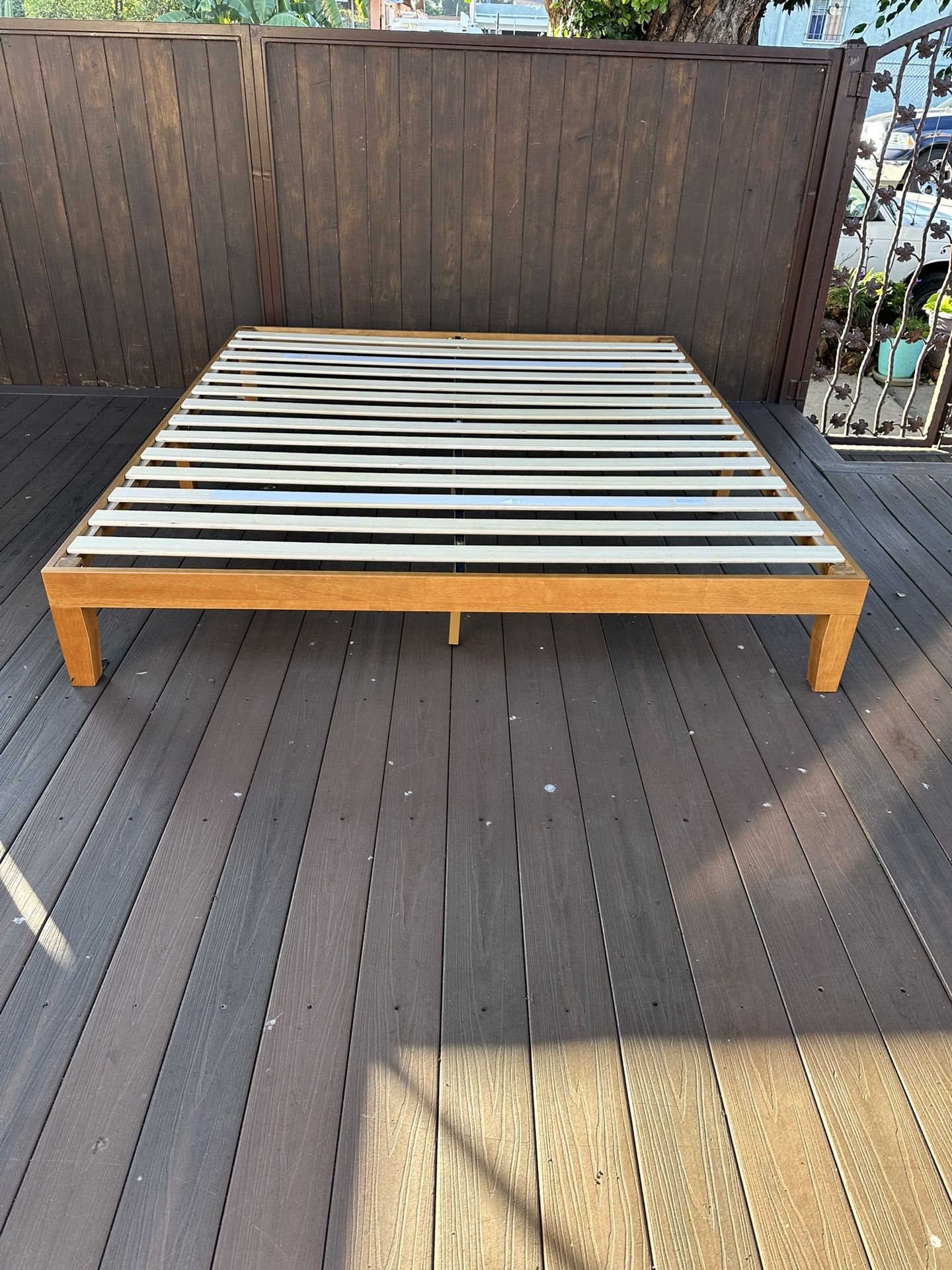 Mellow cali king bed frame no box spring needed