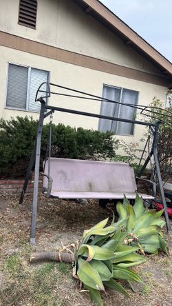 Free Patio swing as is