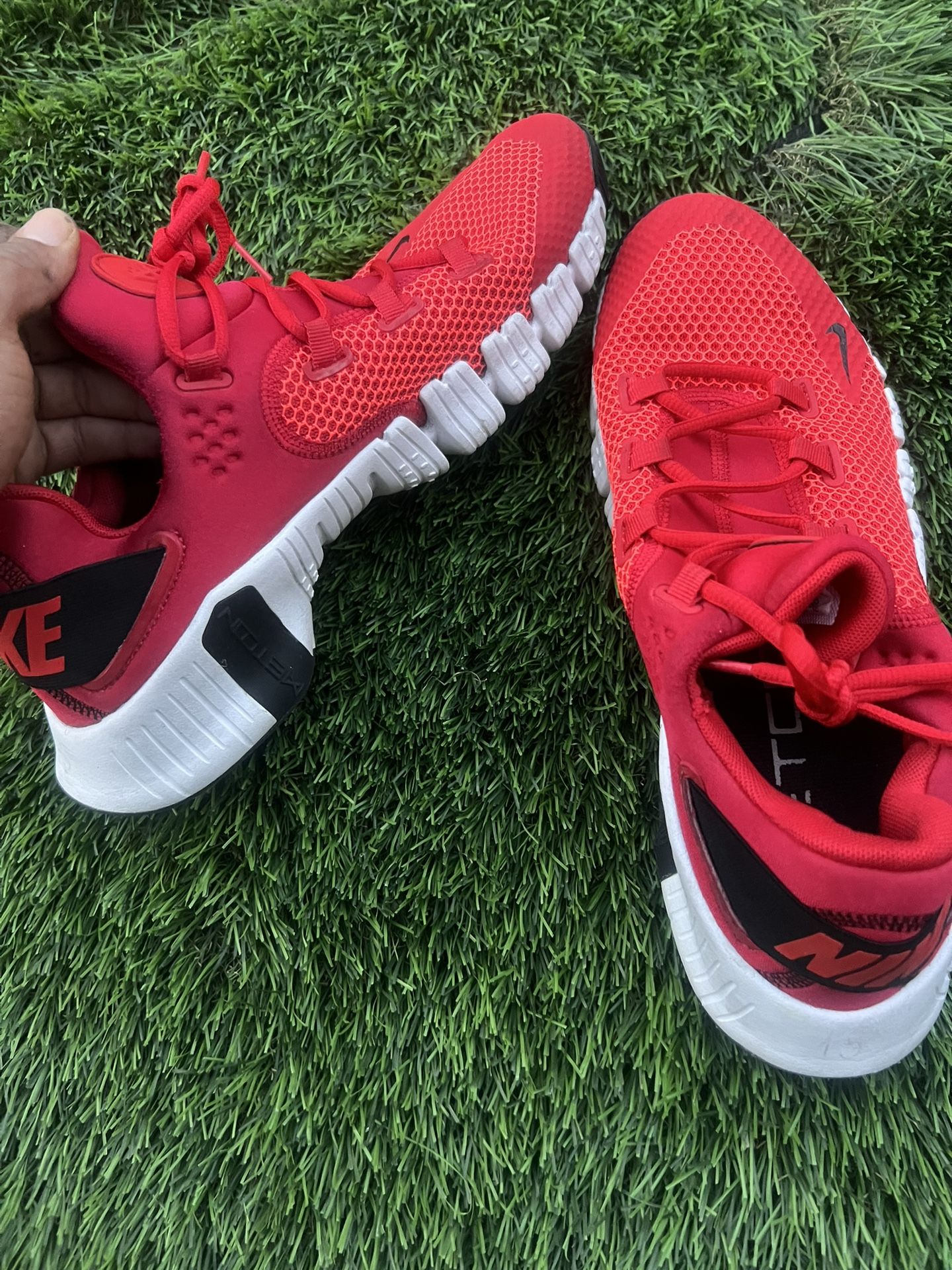 Red Nike Shoes 
