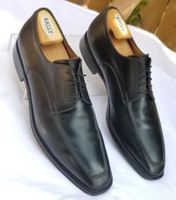 Santoni Black Leather Apron Toe Dress Shoes Size 10.5 D
