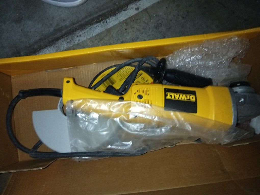DeWalt Grinder