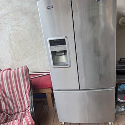 Laundry Room Appliances 