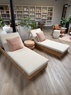 Brand new outdoor chaise, teakwood chaise, free delivery ✅ modern outdoor chaise lounge, pool side chaise