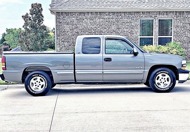 ֆ12OO 4WD CHEVY SILVERADO 4WD