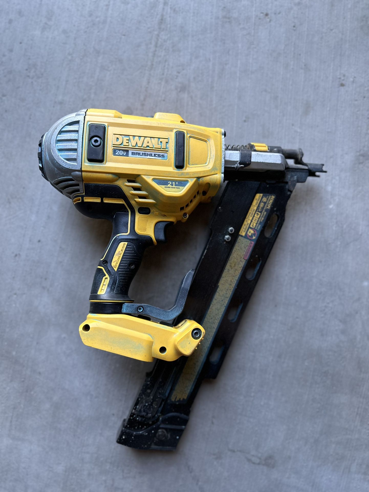 Dewalt Framing Nail Gun 20v DCN21PLB for Sale in Phoenix, AZ OfferUp