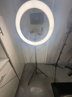 Ring light