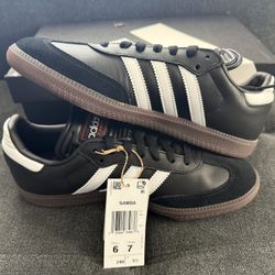 Adidas Samba Sz 6M or 7W