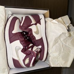 Air Jordan 1 Retro High OG GS Bordeaux Metallic Silver White Size 6.5Y