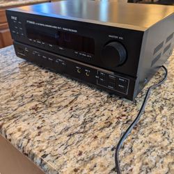 Pyle Wireless, Bluetooth Stereo Receiver. Middle PT588AB