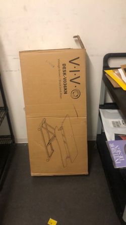VIVO desk V036KN