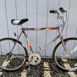 Vintage 80's Peugeot City Express Bike
