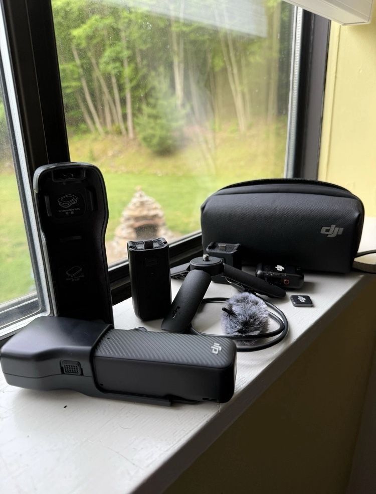 DJI Osmo Pocket 3 Digital Handheld Pocket Camera