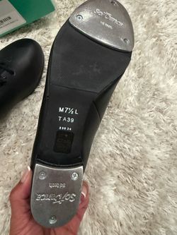 Big Girls size 7.5 Tap Shoes  (brand new in box)