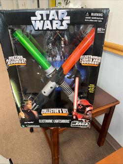 Star Wars Saga collection Electronic Lightsabers in box