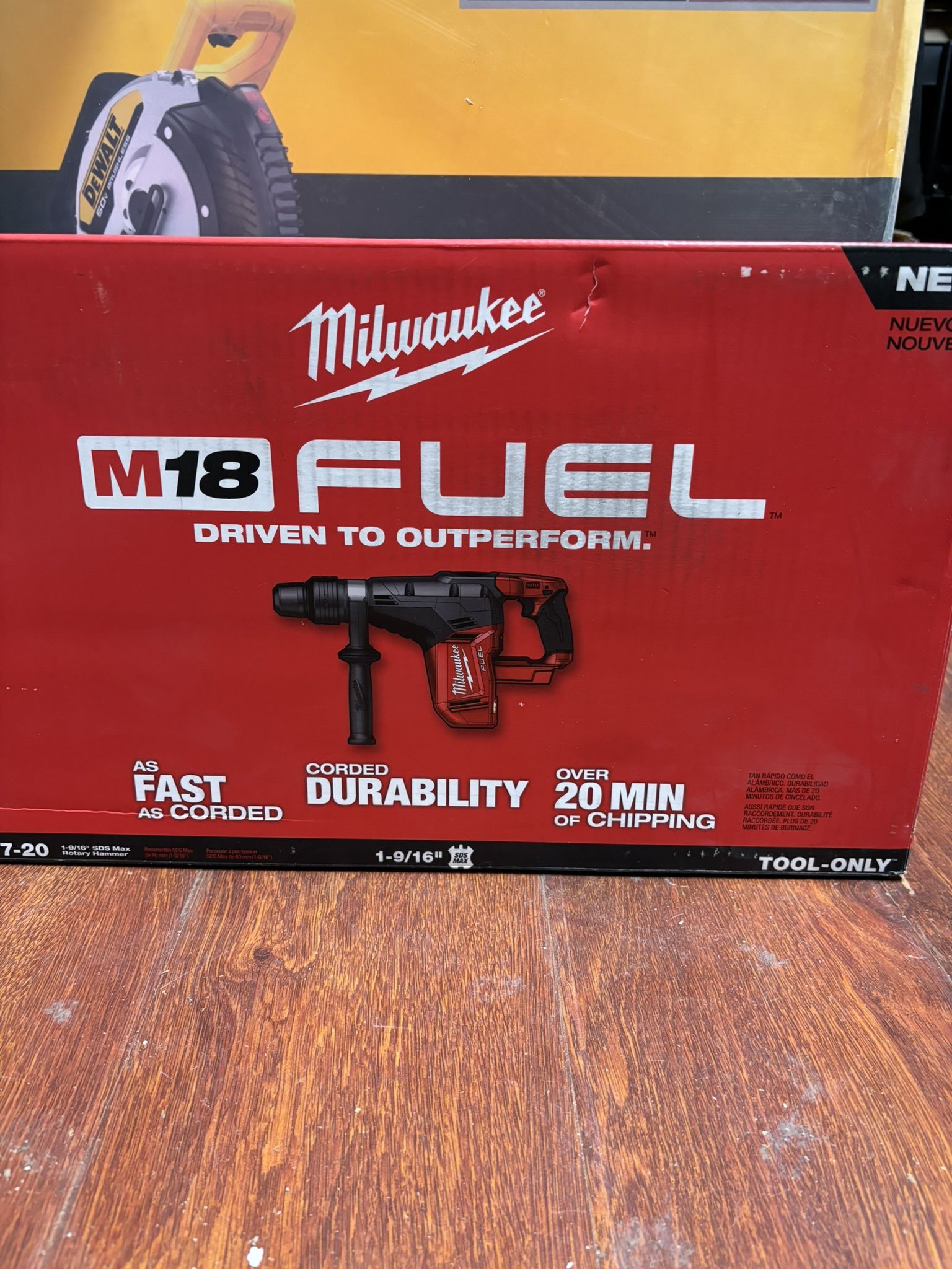 Milwaukee M18 FUEL 18V Lithium-lon Brushless Cordless 1-9/16 in. SDS- Max Rotary Hammer (Tool-Only)