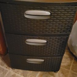 sterilite 3 drawer brown