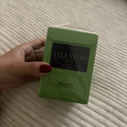 Valentino Roma Green 