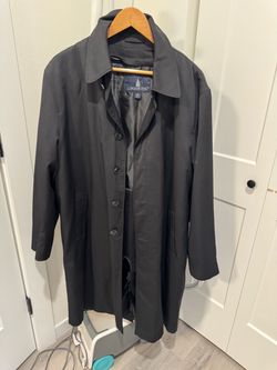 London Fog Men’s Black Trench Coat Size 42 Short Classic Overcoat Button Front