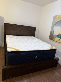 California King Size Bed With Plugs- Real Wood 