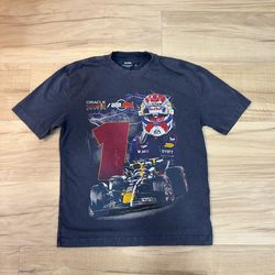 F1 Red Bull Racing Shirt + Abercrombie Tee Bundle – Medium