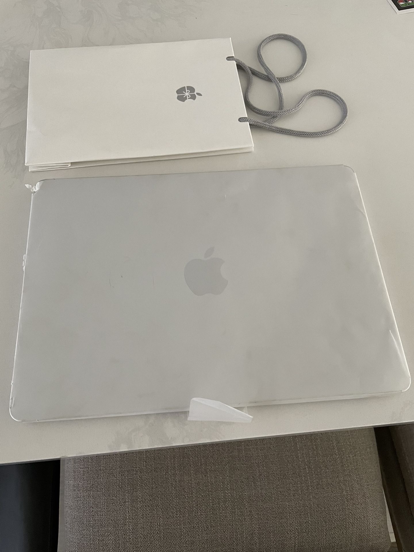MacBook Air 13-inch M3 2024 256gb Brand New